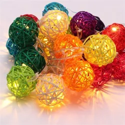 IRIS Gömb alakú fonott/rattan/4m/több színű/20db LED-es/3xAA elemes fénydekoráció  (101-02)