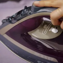 Tefal Smart Protect Plus gőzölős vasaló (FV6870E0)