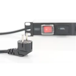 Digitus tápelosztó rackszekrényhez 19" 7db aljzat kapcsolóval 2m (DN-95407)