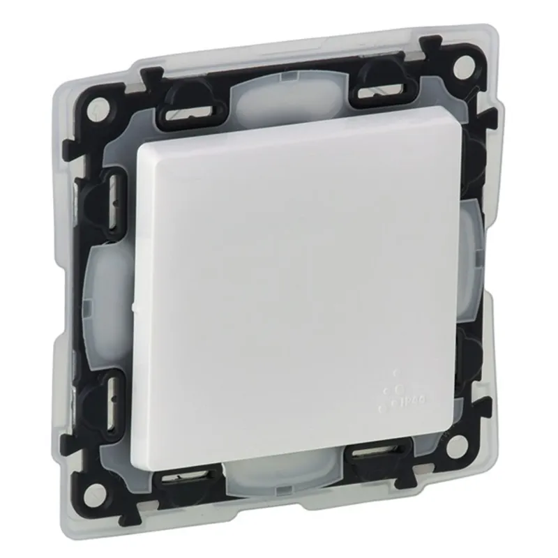 Legrand 752164 Valena Life IP44 16A fehér 2 pólusú kapcsoló Legrand 752164 Valena Life IP44 16A fehér 2 pólusú kapcsoló