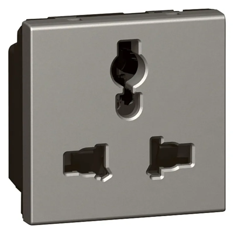 Legrand Arteor multiszabványú dugalj (572623) Legrand Arteor multiszabványú dugalj (572623)