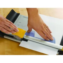 FELLOWES Trimmer Neutron Plus A4