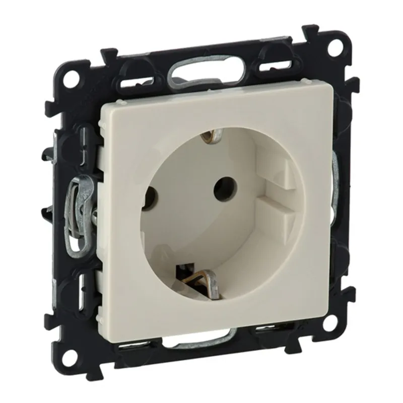 Legrand 753225 Valena Life elefántcsont 2P+F csatlakozóaljzat Legrand 753225 Valena Life elefántcsont 2P+F csatlakozóaljzat