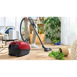 Bosch BGB38RD2 porzsákos porszívó piros