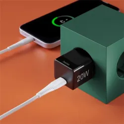 Hama Hálózati Adapter USB Type-C Mini PD QC 20W Black