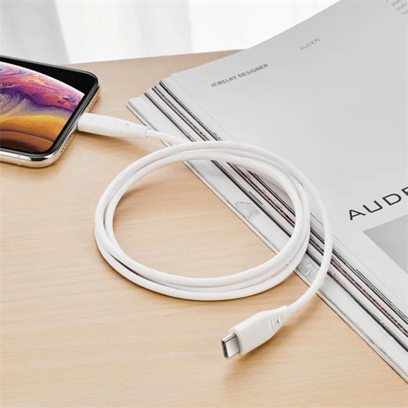 ESR 5V/3A 1m fehér USB C lightning PD kábel ESR 5V/3A 1m fehér USB C lightning PD kábel